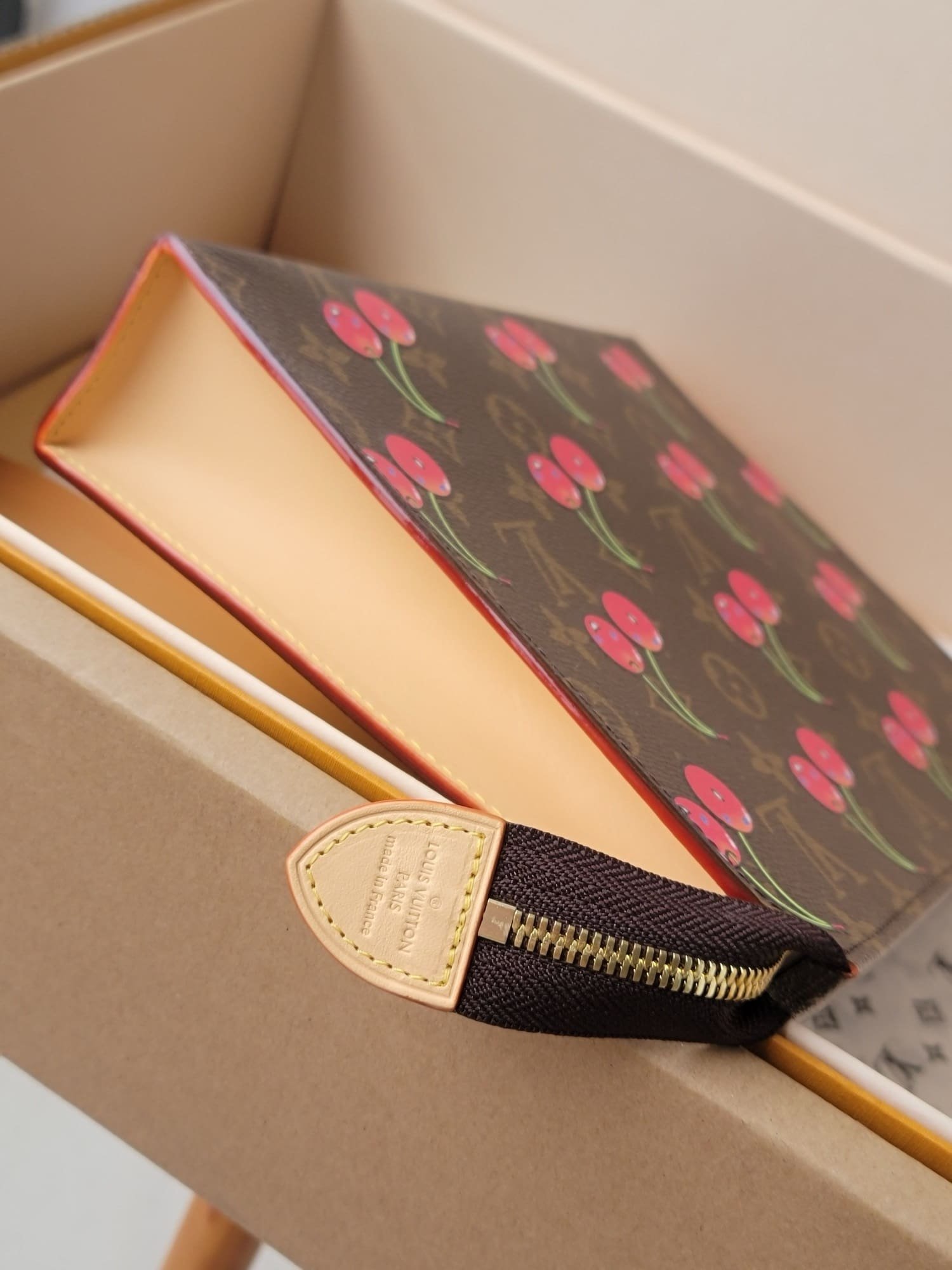 L0vis Vvtt0n M14372 LV x TM Toiletry Pouch