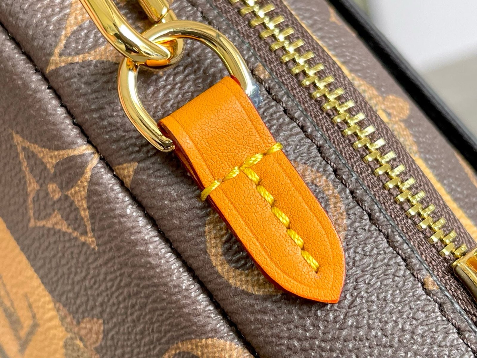 L0vis Vvtt0n M81005 FLAP DOUBLE PHONE BAG