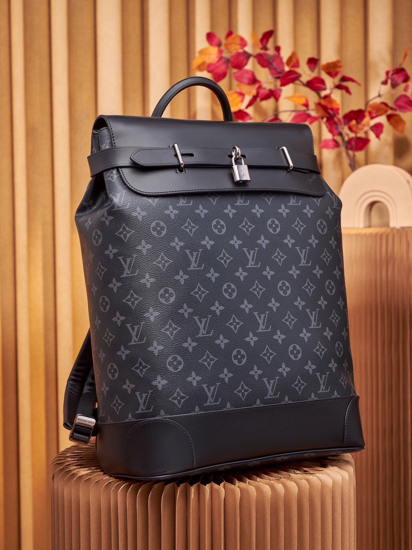 L0vis Vvtt0n M44052 Steamer Backpack