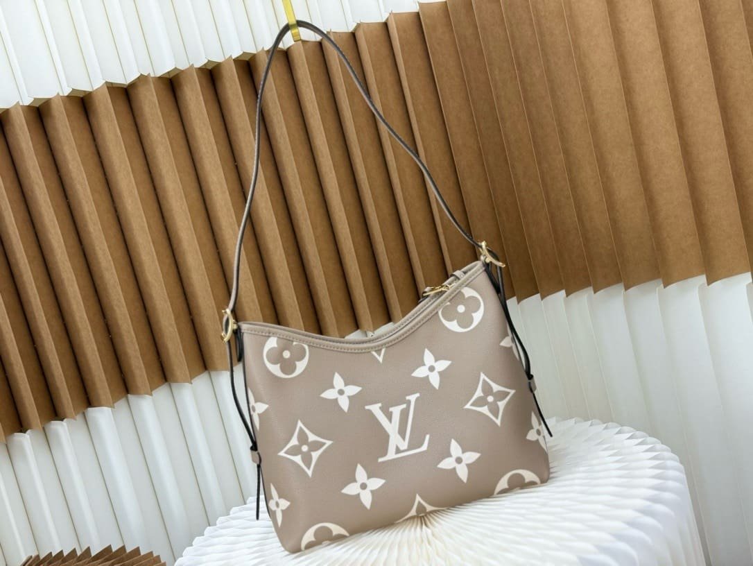 L0vis Vvtt0n M47180 CarryAll PM