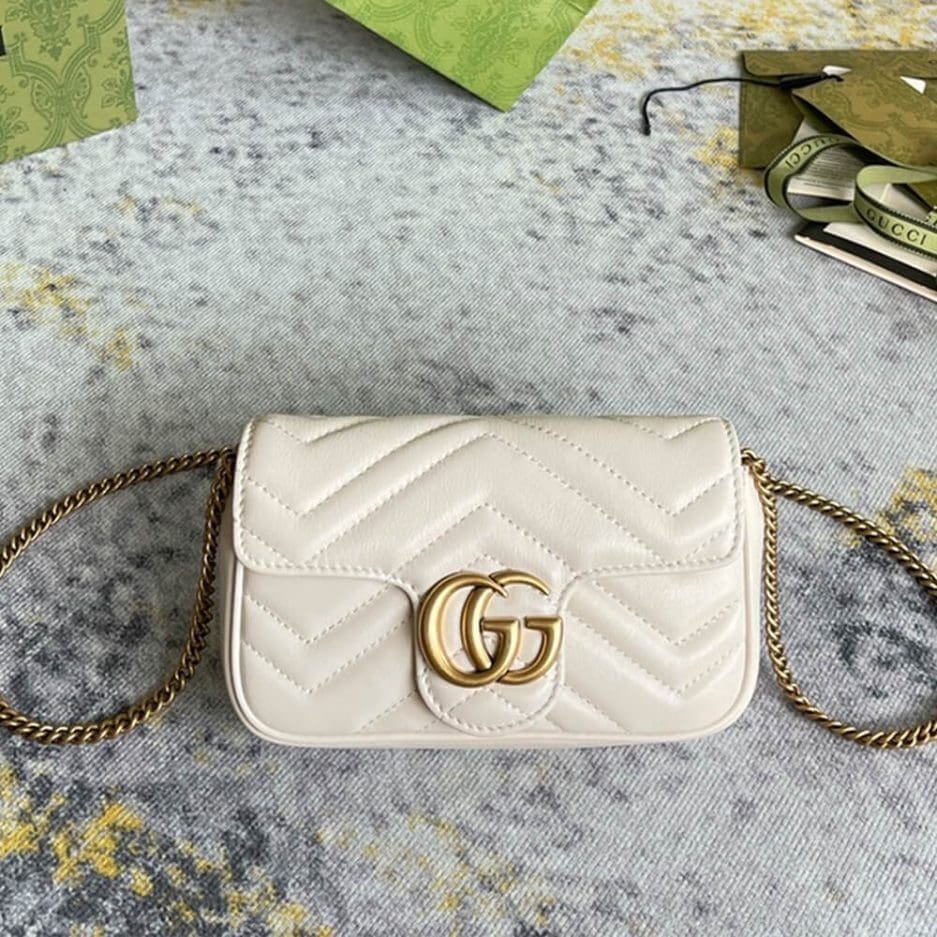 Gvc*1 Marmont matelasse leather S*per mini bag
