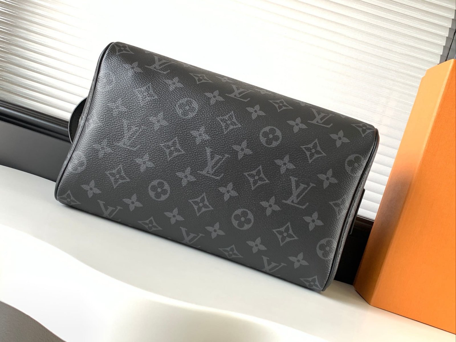 L0vis Vvtt0n M46354 DOPP KIT toiletry bag