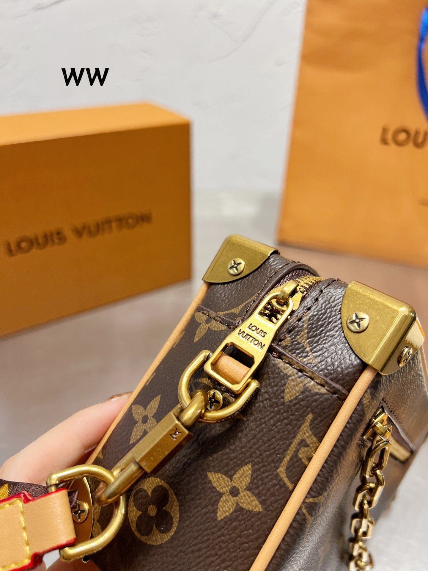 L0vis Vvtt0n Mini Soft Trunk Monogram Legacy Brown