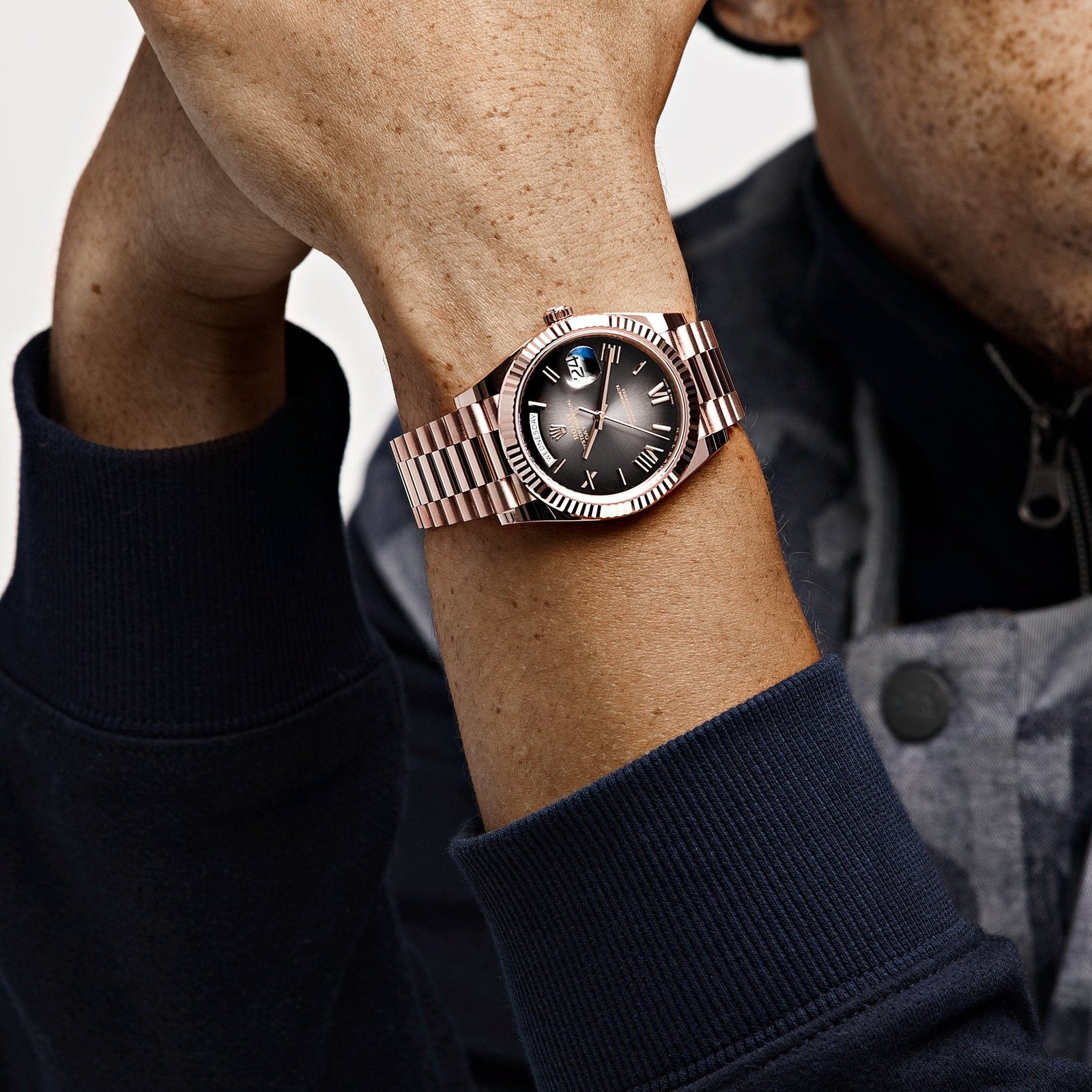 R01ex Day-Date 40 Reference 228235 Rose Gold Slate Ombre Dial (2024)