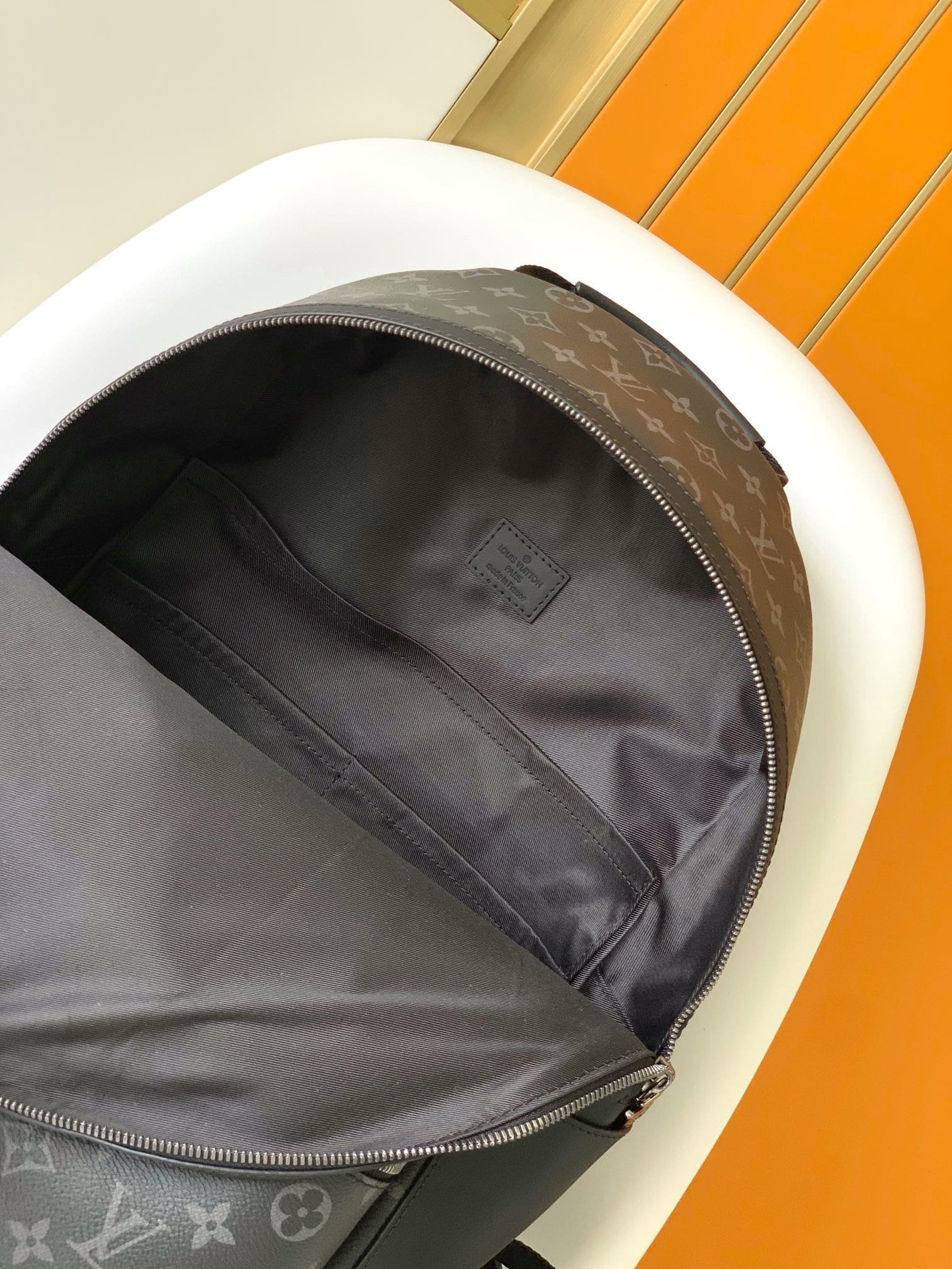 L0vis Vvtt0n M22558 Discovery Backpack PM