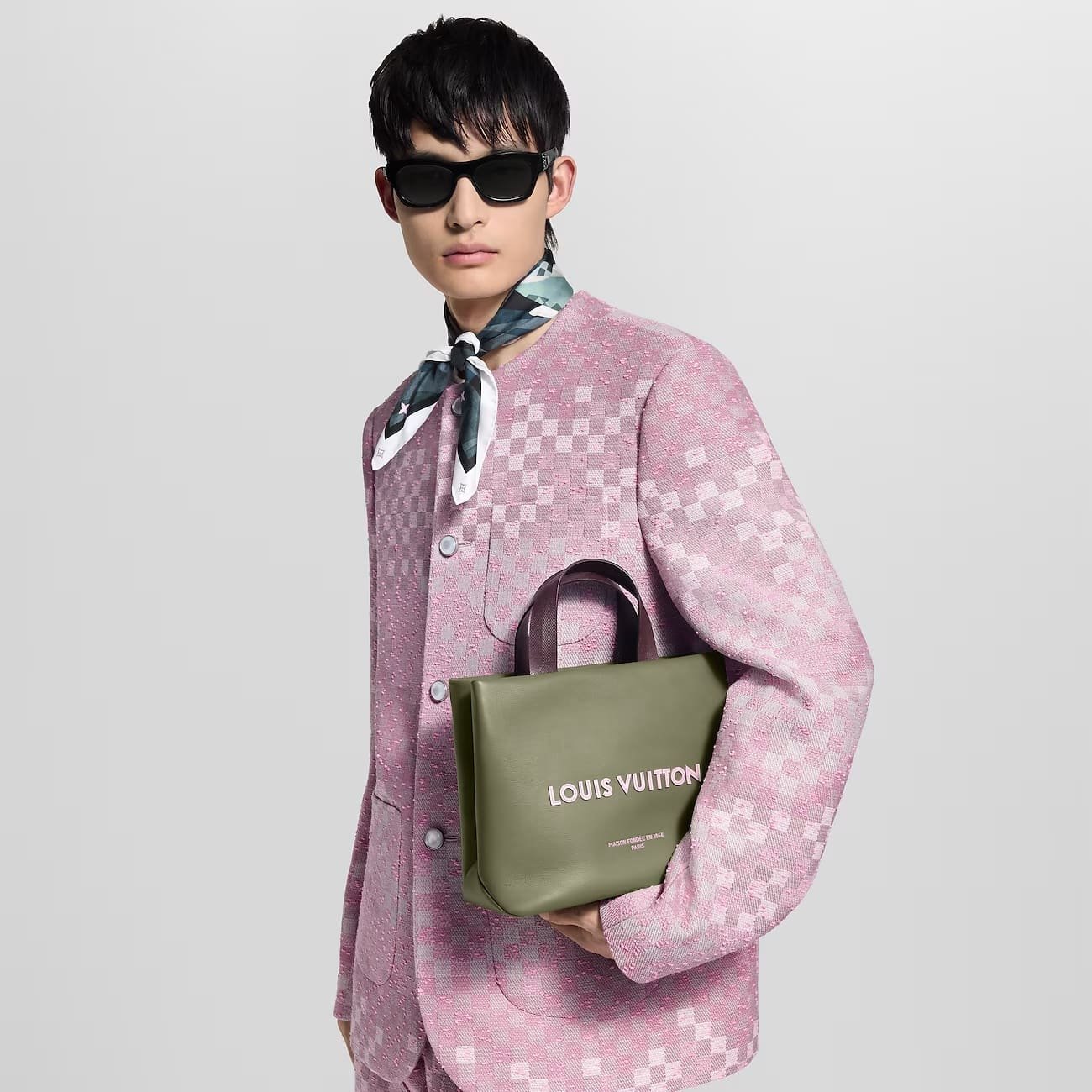 L0vis Vvtt0n M15238 Mini Shopper Tote