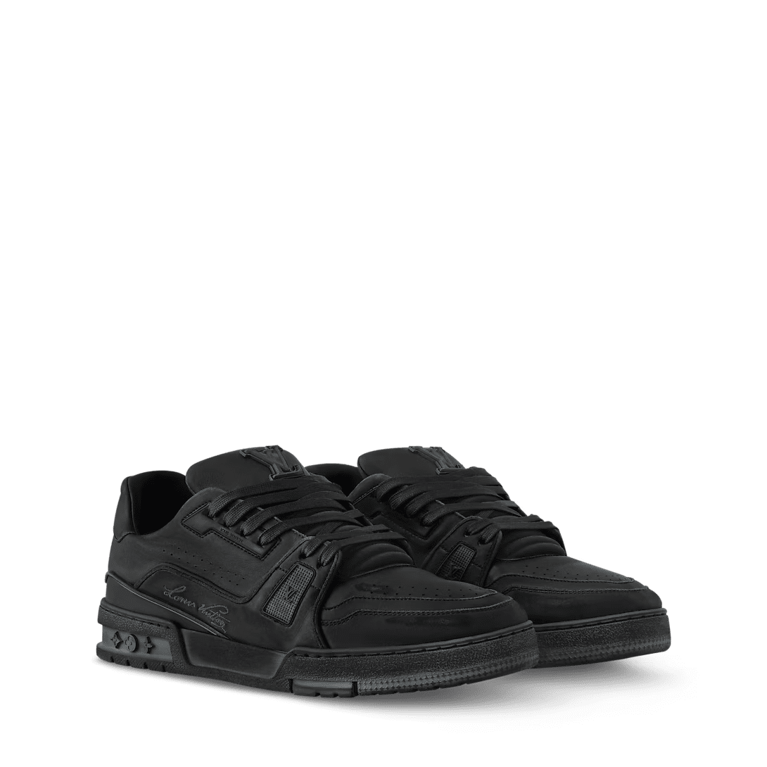 L0vis Vvtt0n 1ADEQR LV Trainer Distressed Sneaker