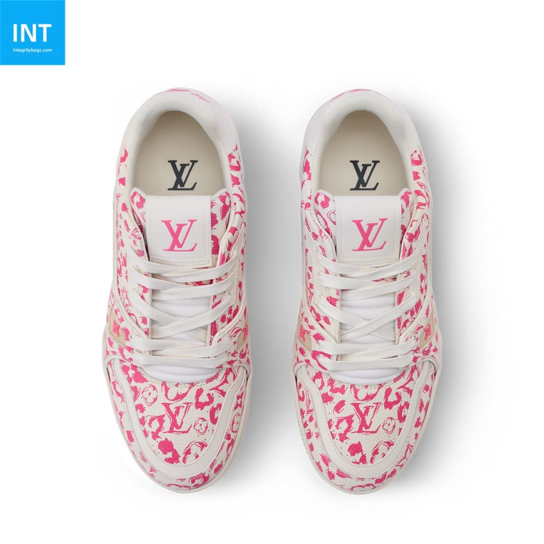 L0vis Vvtt0n 1AJJUR LV Trainer Sneaker
