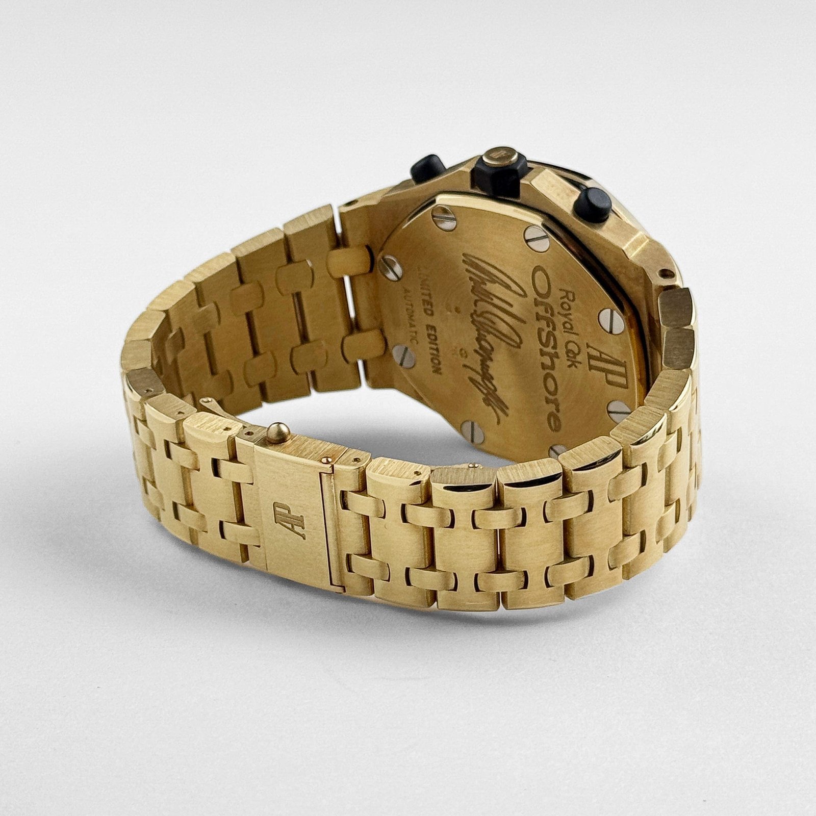Audemars P1g*et Royal Oak Offshore Chronograph 26007BA.OO.D088CR.01 ‘Arnold Schwarzenegger’ Yellow Gold Brown Dial Limited Edition (2004)