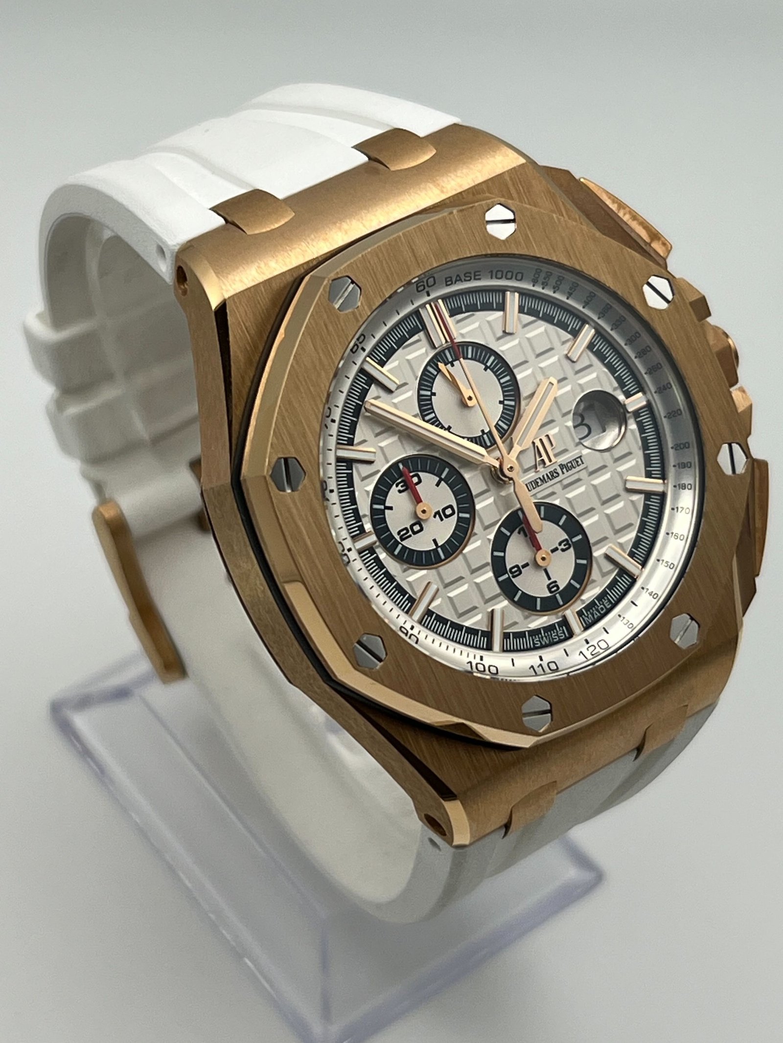 Audemars P1g*et Royal Oak Offshore 26408OR.OO.A010CA.01.99 Chronograph Rose Gold White Dial