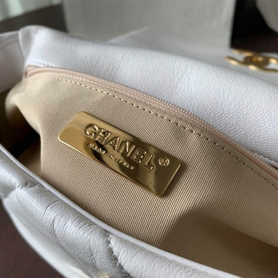 Ch**el 19 Large Handbag AS1161