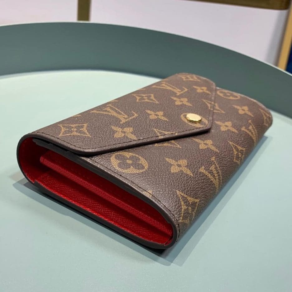L0vis Vvtt0n Sarah Wallet M62236