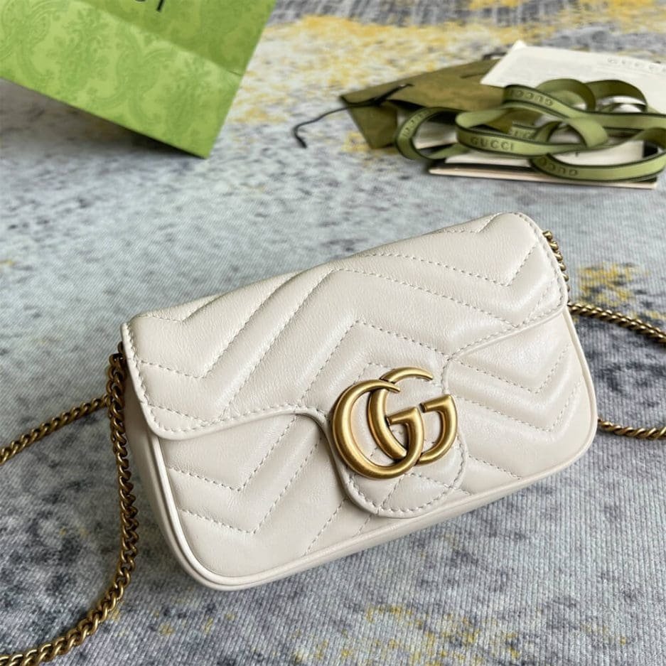 Gvc*1 Marmont matelasse leather S*per mini bag