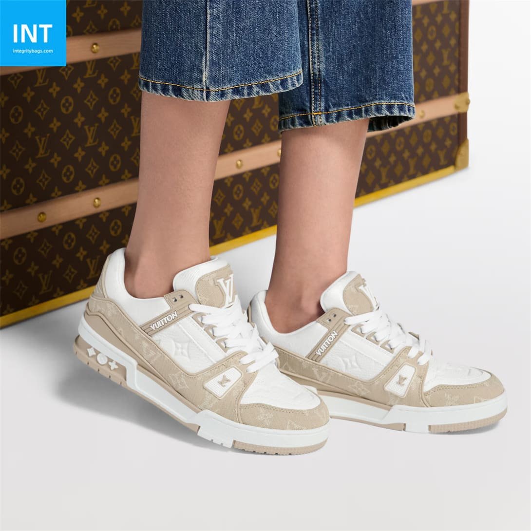 L0vis Vvtt0n 1AIKNY LV Trainer Sneaker