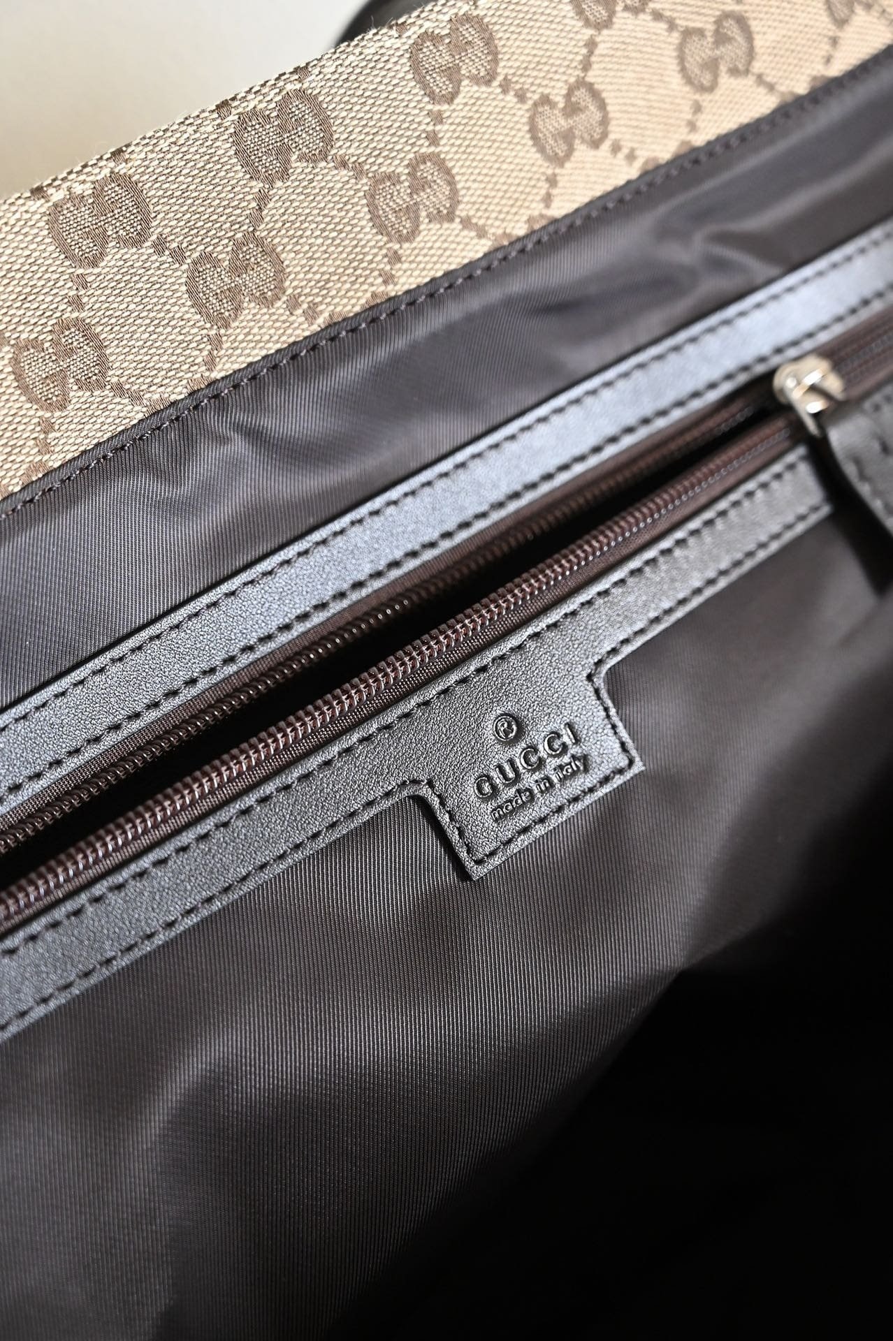 Gvc*1 LARGE GG TOTE BAG