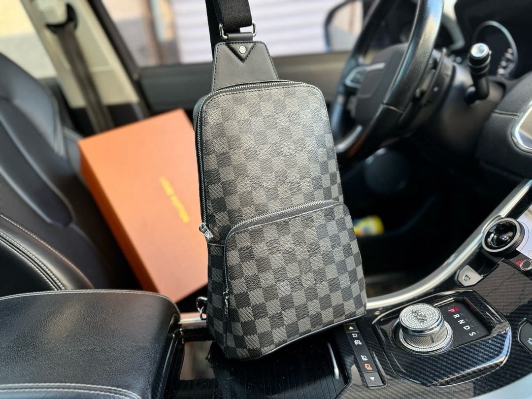 L0vis Vvtt0n Avenue Slingbag N41719