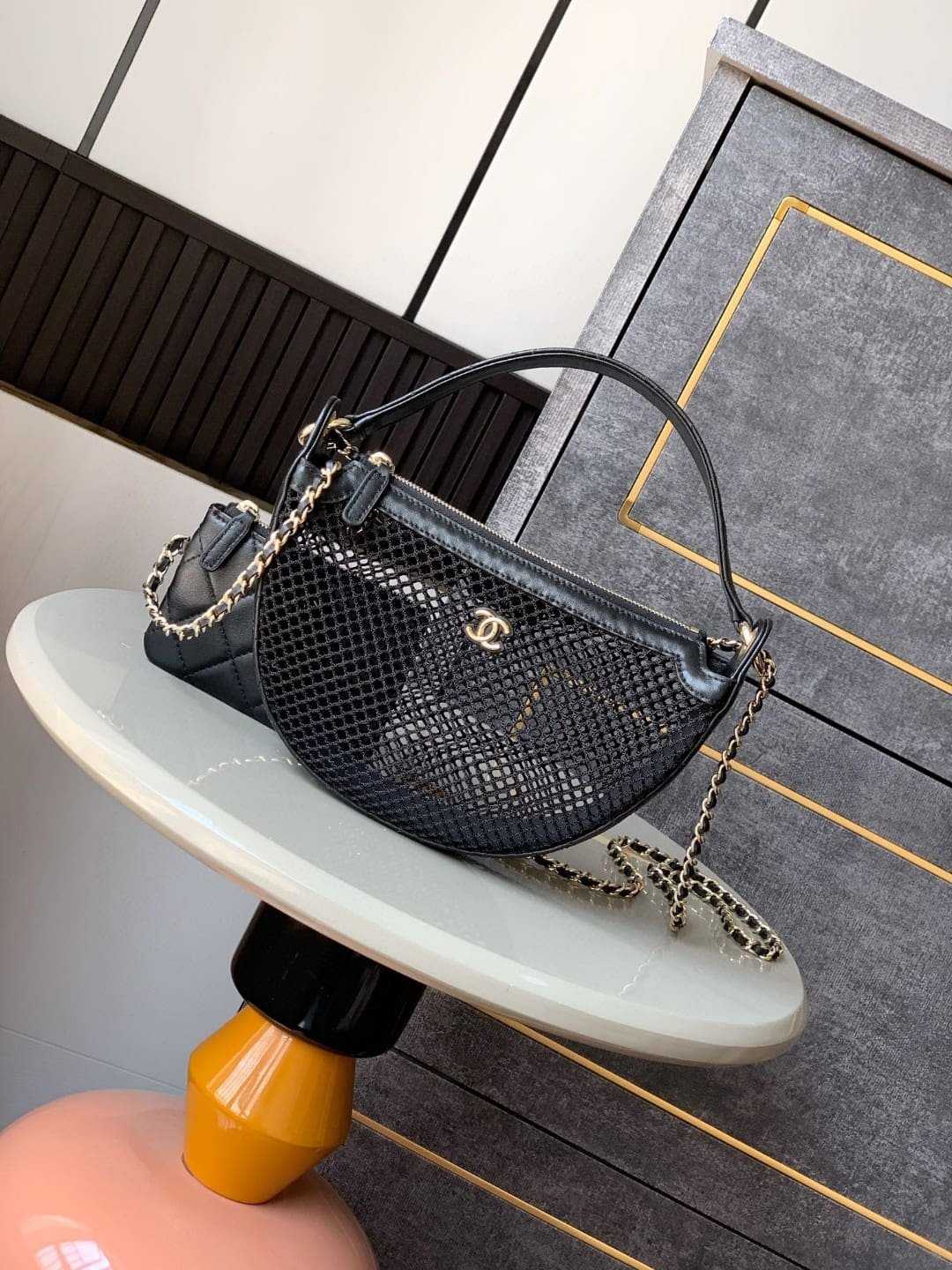 Ch**el Spring-Summer 2025 Clutch with Chain