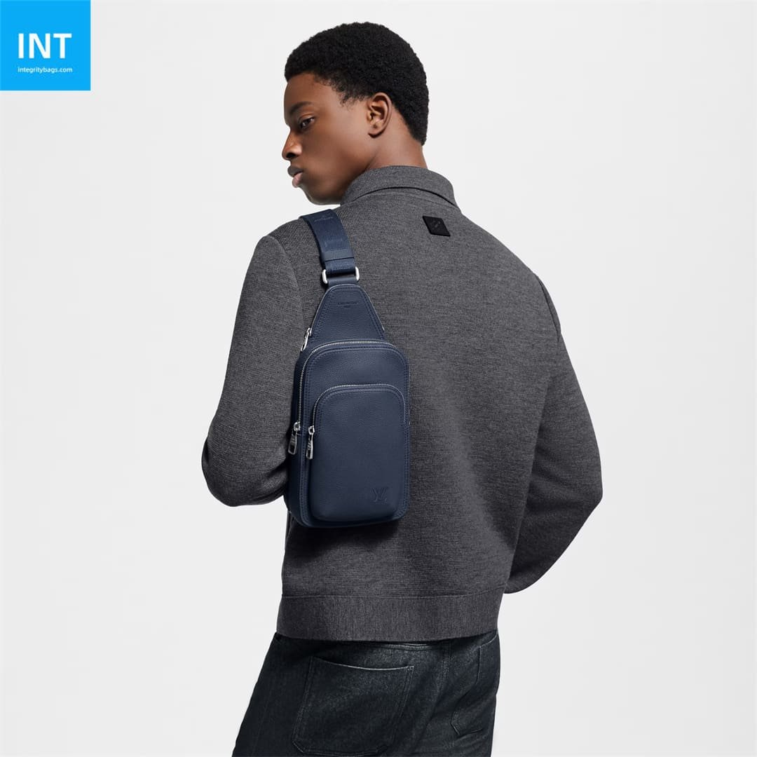 L0vis Vvtt0n M15269 Avenue Slingbag PM