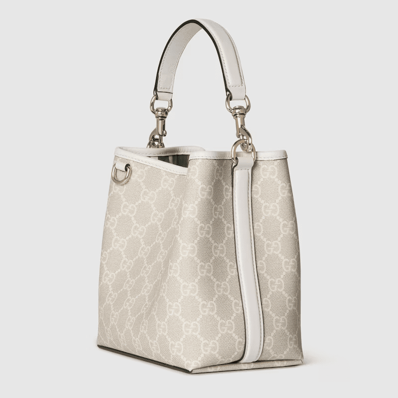 Gvc*1 EMBLEM SMALL BUCKET BAG