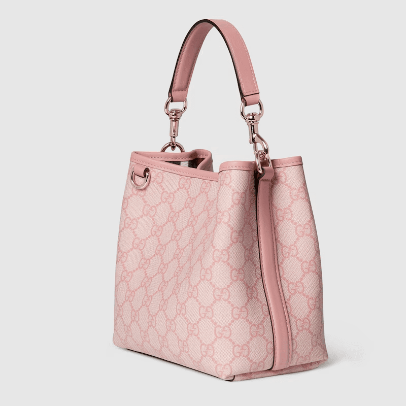 Gvc*1 EMBLEM SMALL BUCKET BAG