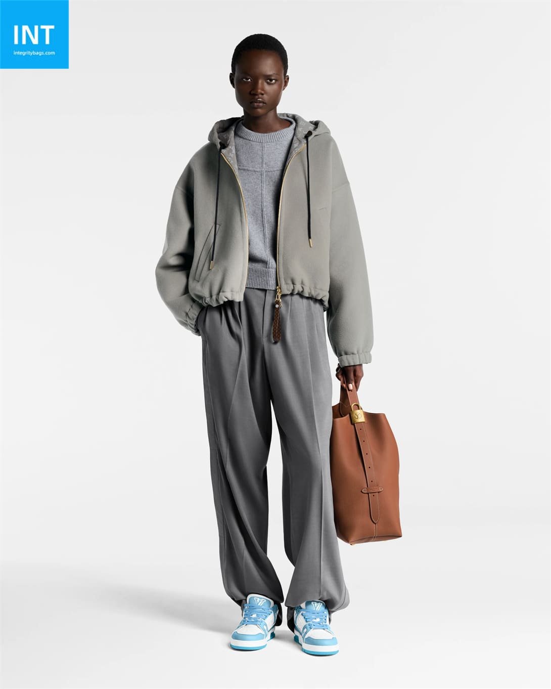 L0vis Vvtt0n 1AGZD6 LV Trainer Sneaker