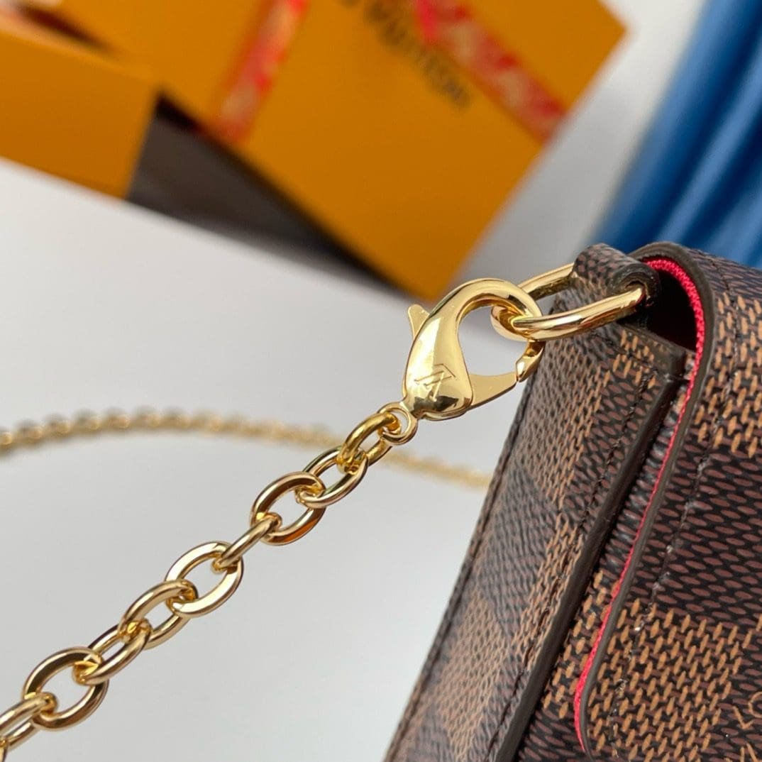L0vis Vvtt0n N40492 Félicie Pochette
