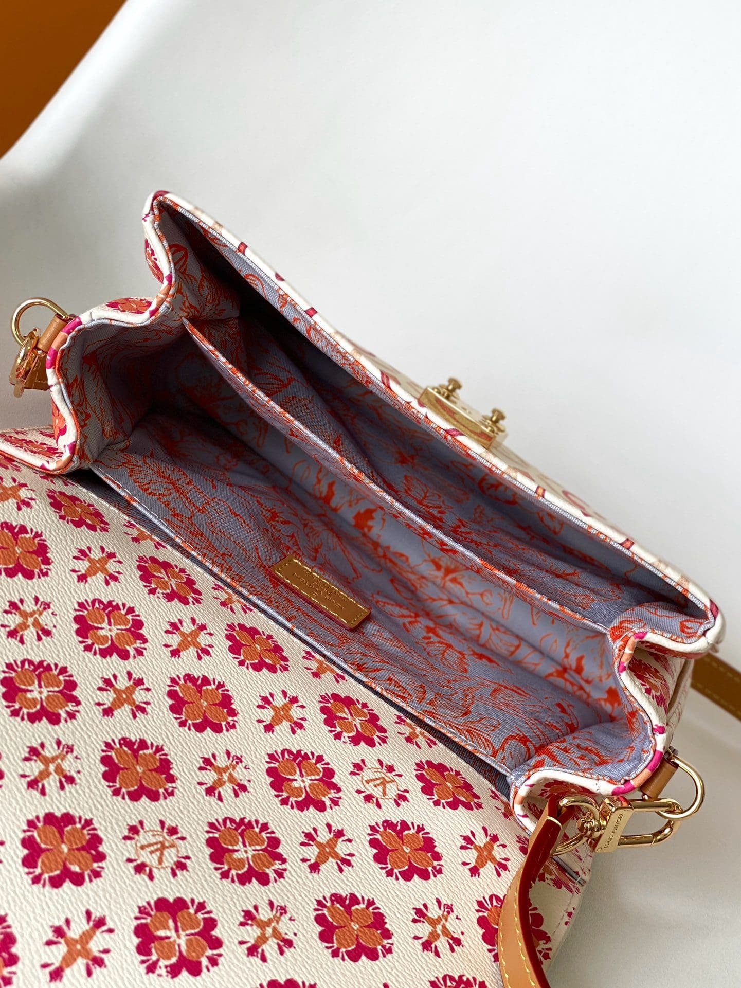 L0vis Vvtt0n M11461 Pochette Métis