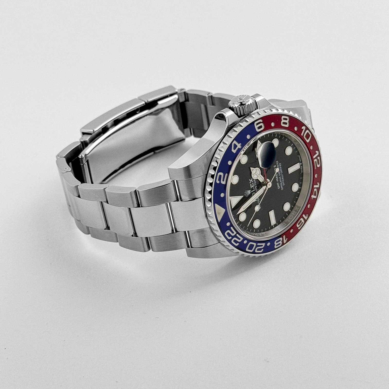 R01ex GMT-Master II 126710BLRO ‘Pepsi’ Stainless Steel Black Dial Oyster (2024)