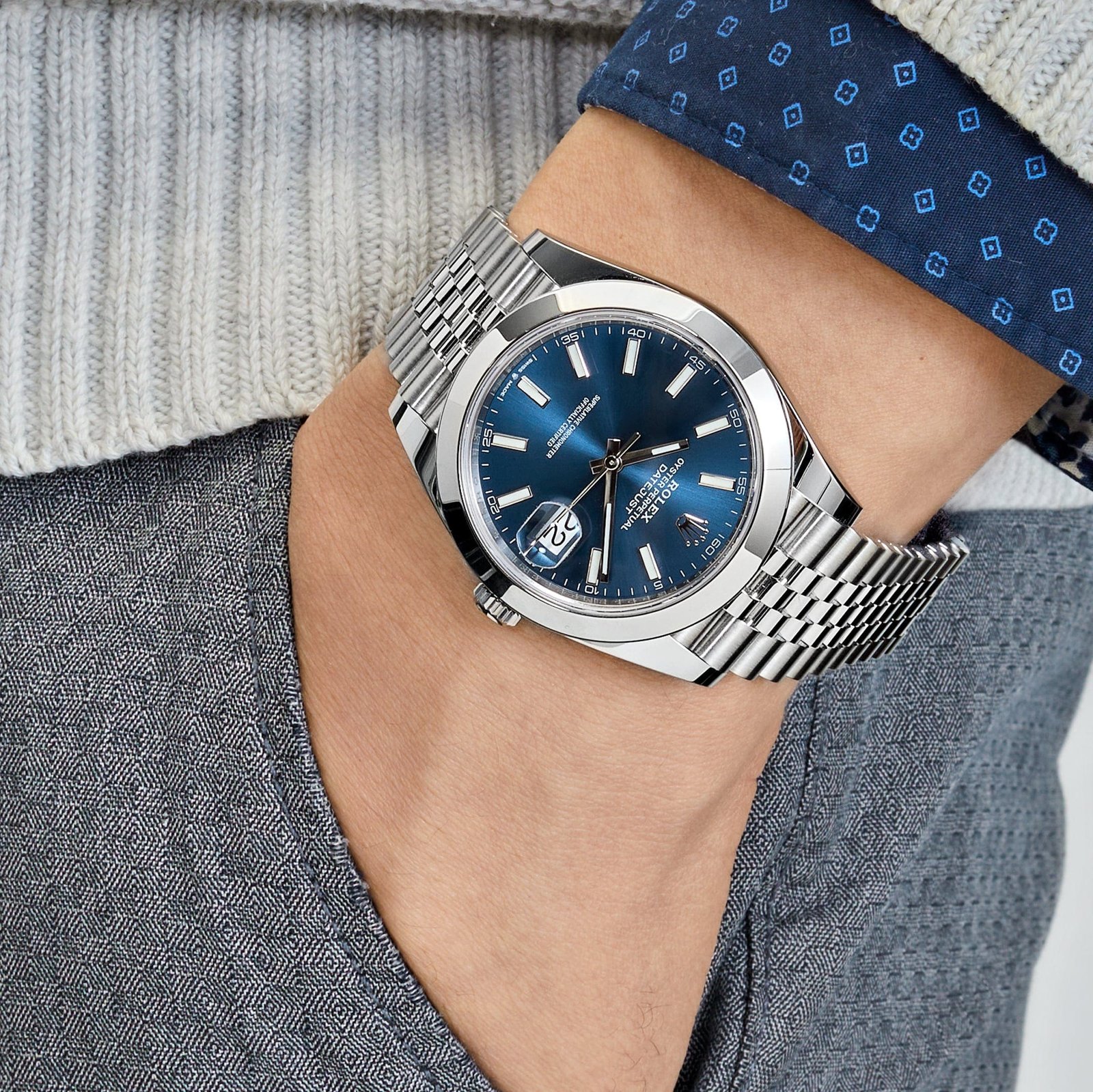 R01ex Datejust 41 126300 Stainless Steel Blue Dial Jubilee
