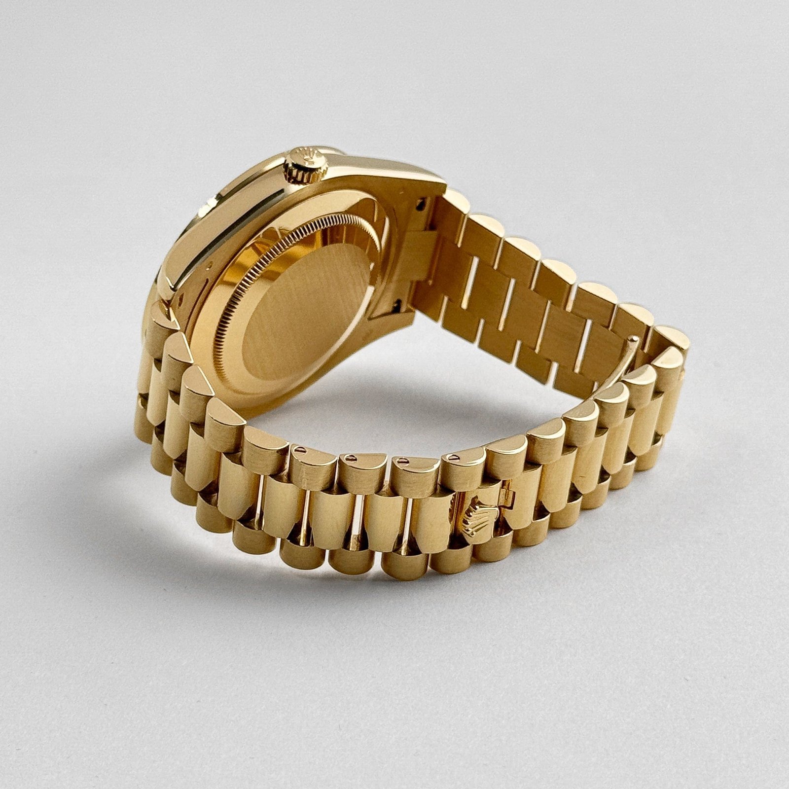 R01ex Day-Date II 218398 Yellow Gold Champagne Dial D1am0nd Bezel