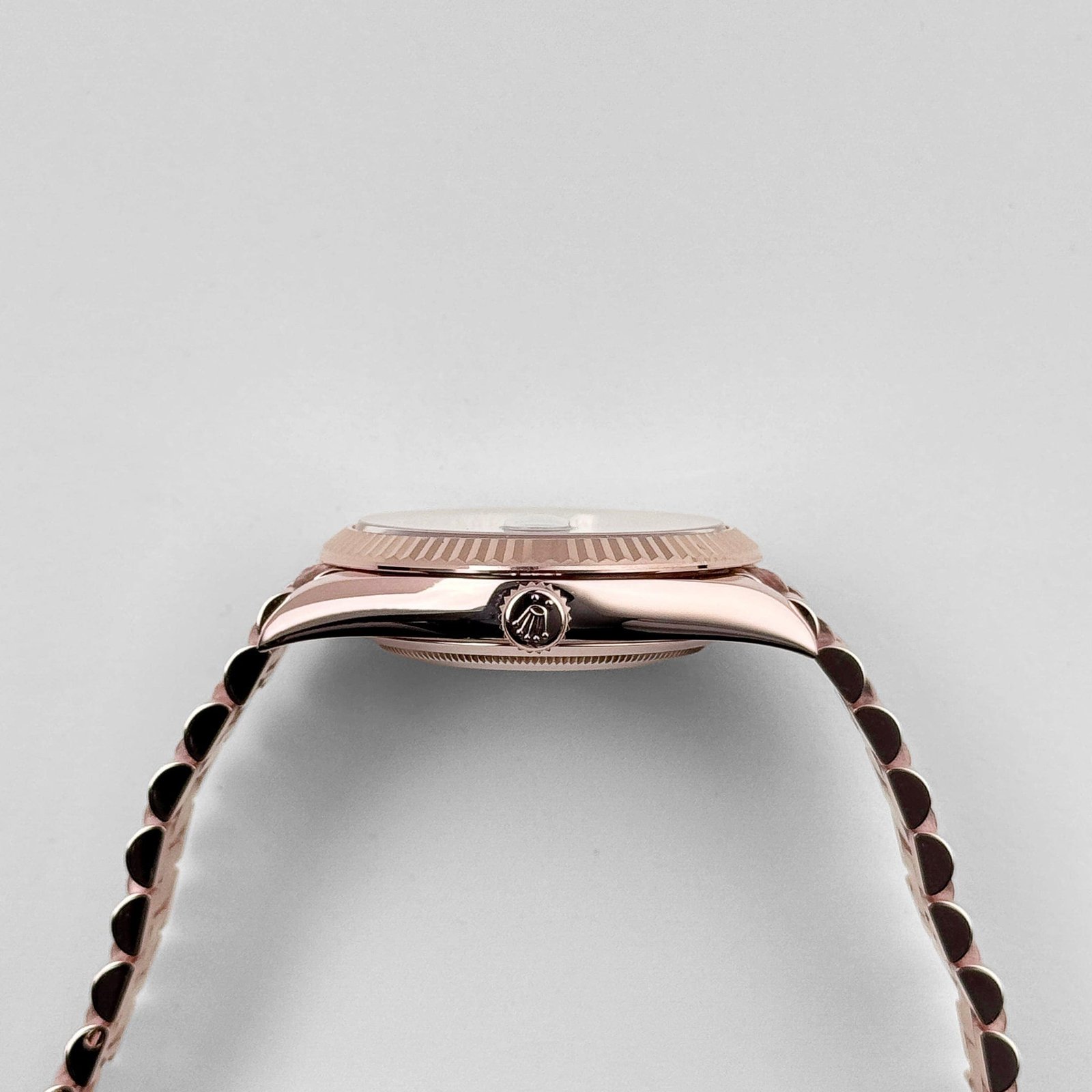 R01ex Day-Date 40 228235 Rose Gold Chocolate Roman Dial (2024)