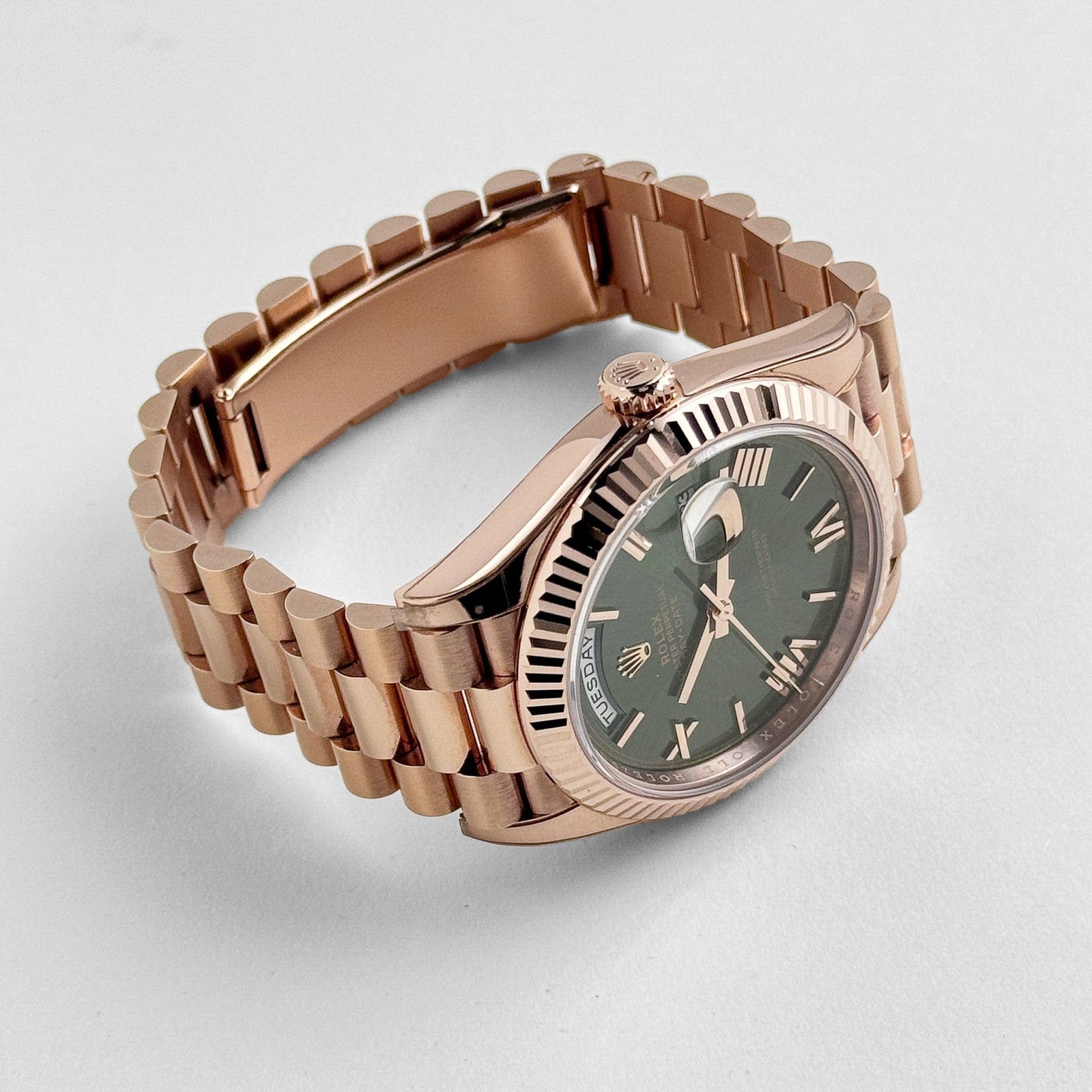 R01ex Day-Date 40 228235 Rose Gold Olive Green Dial (2023)