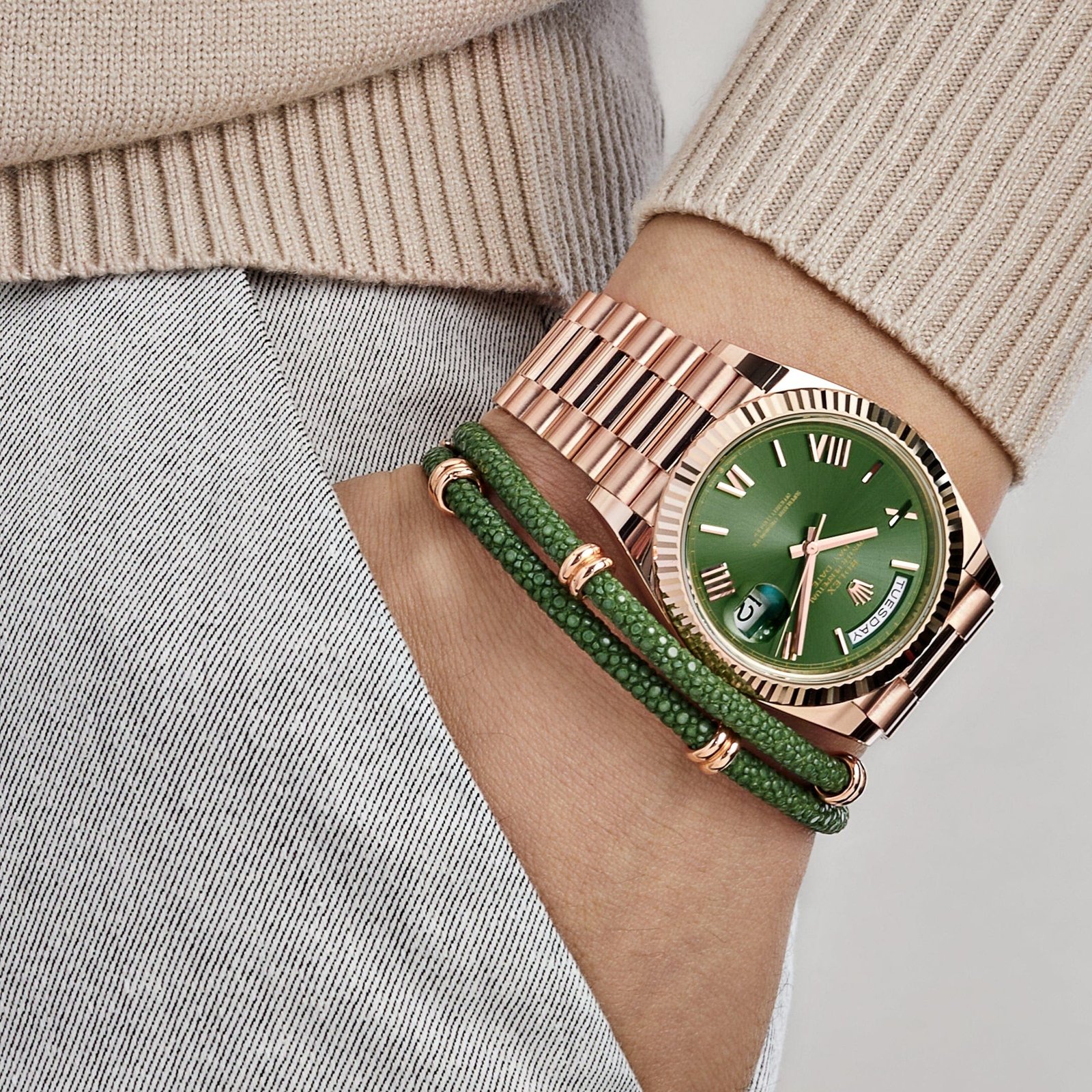 R01ex Day-Date 40 228235 Rose Gold Olive Green Dial (2024)
