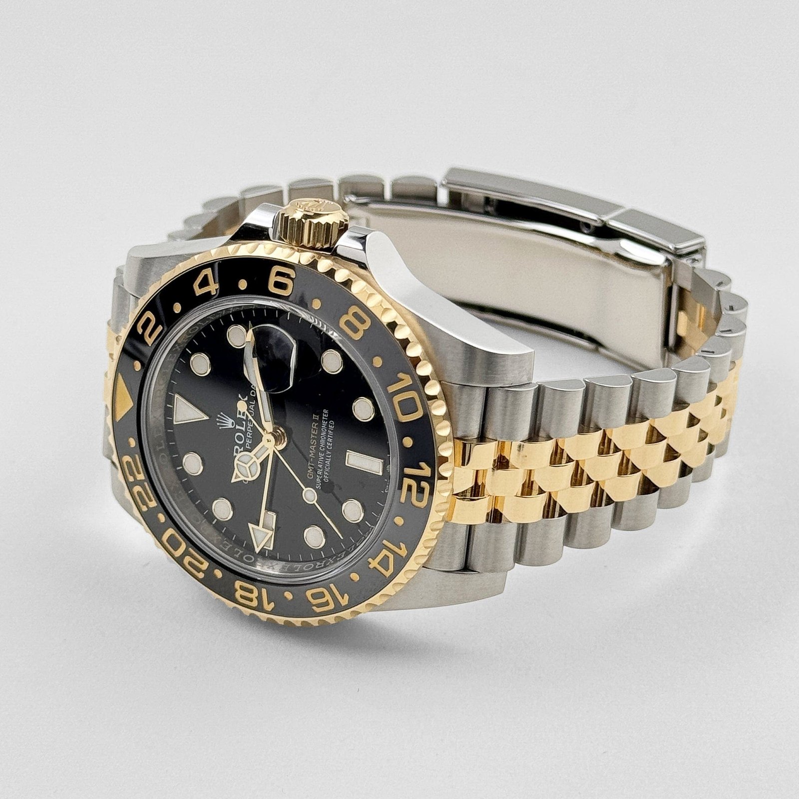 R01ex GMT-Master II 126713GRNR Stainless Steel Yellow Gold Black Dial Jubilee (2025)