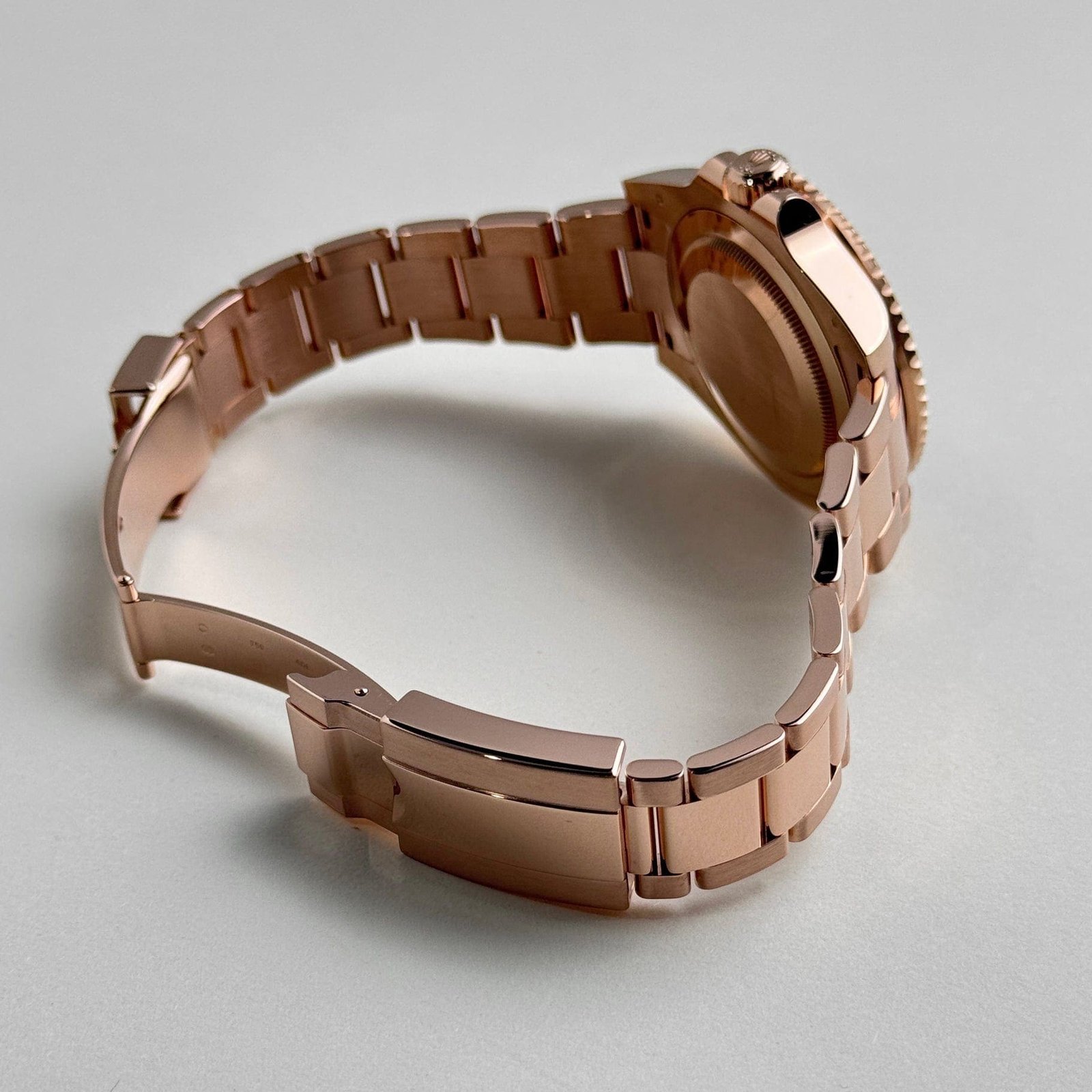 R01ex GMT-Master II 126715CHNR ‘Root Beer’ Rose Gold Black Dial (2020)