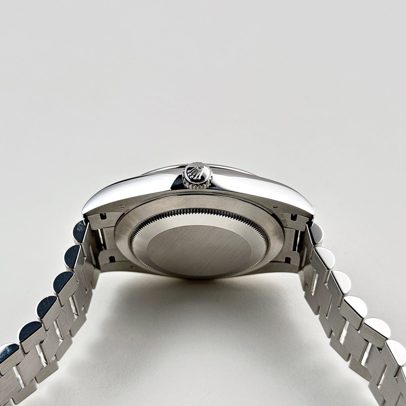 R01ex Day-Date 40 228206 Platinum Blue Dial (2022)