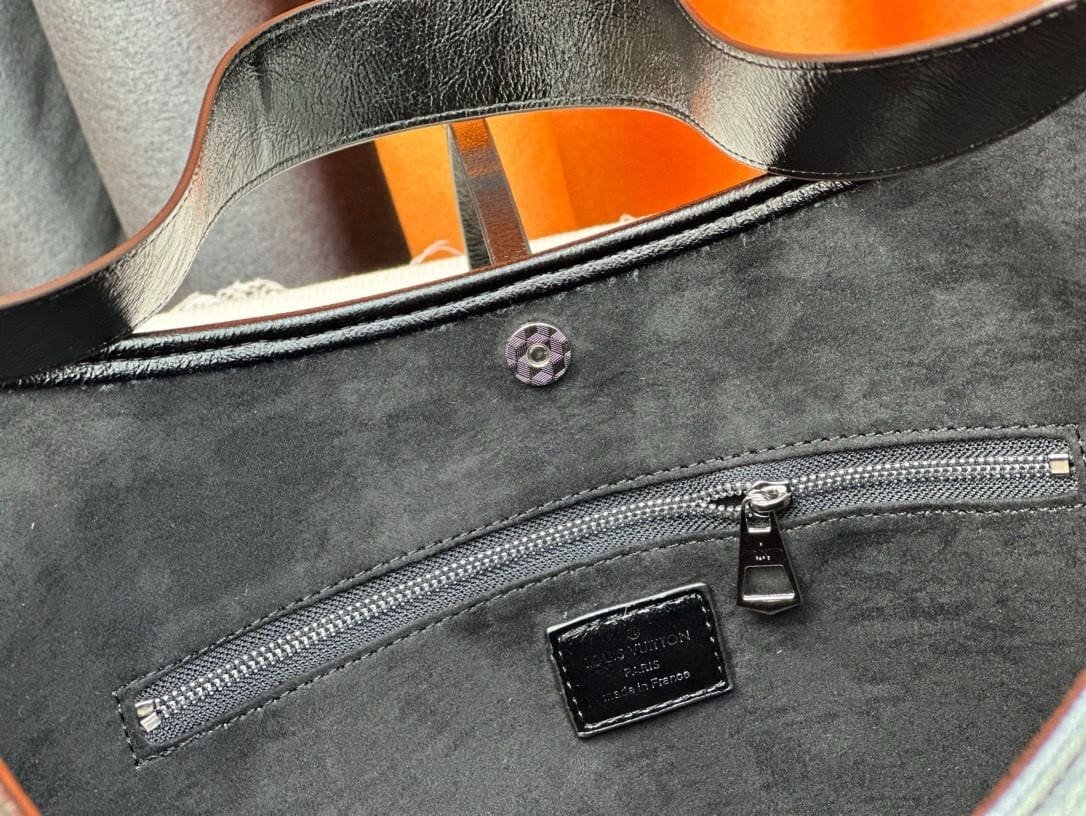 L0vis Vvtt0n M25143 CarryAll MM