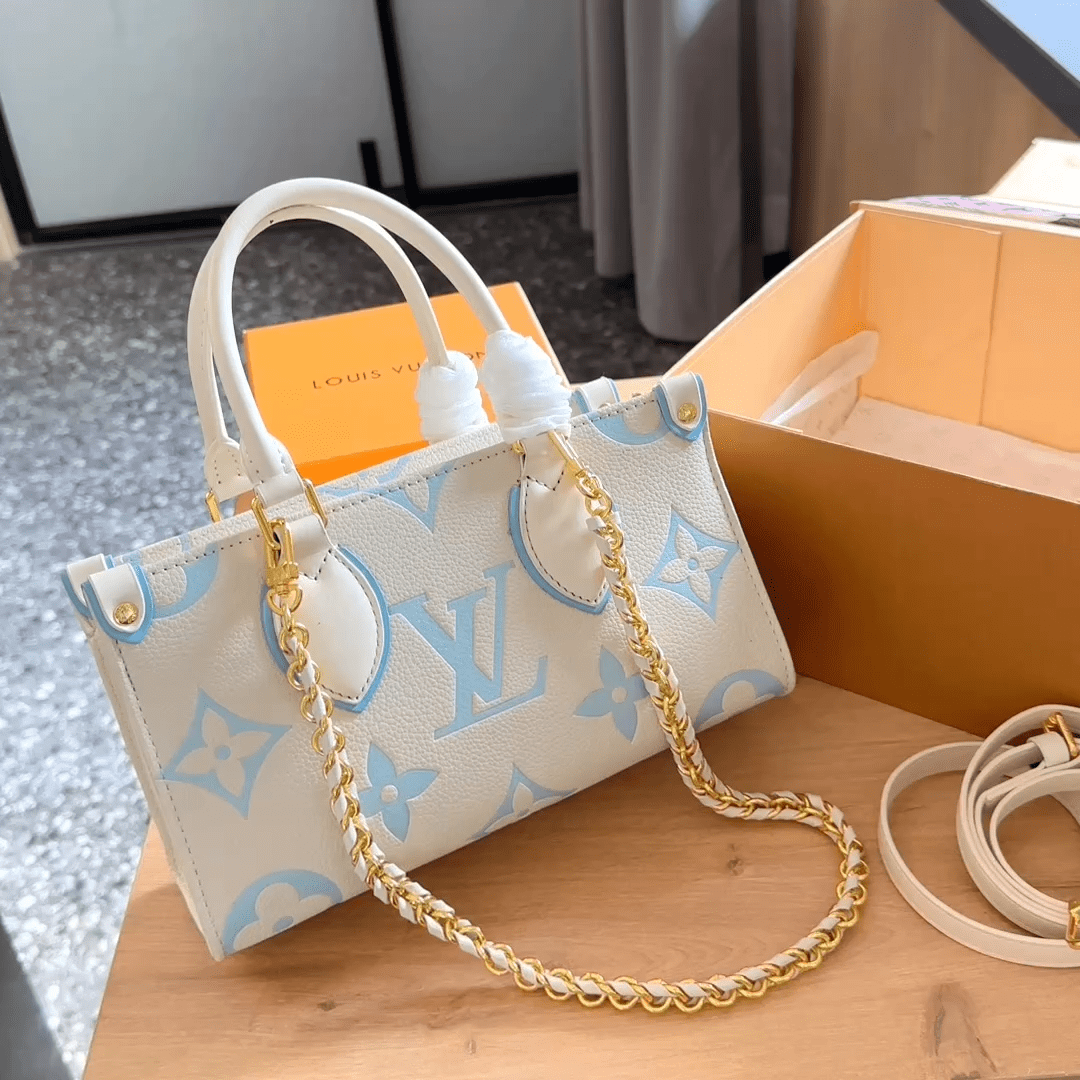 Spring and summer limited new L0vis Vvtt0n onthego small crossbody bag